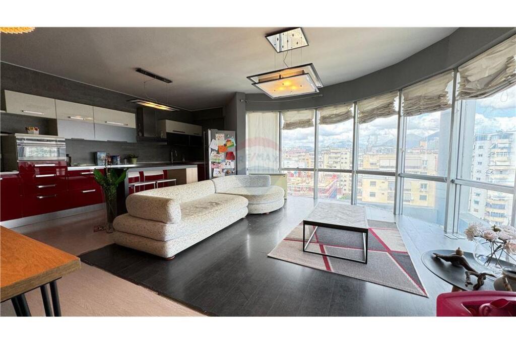 Apartament 2+1 për qira tek Komuna e Parisit!