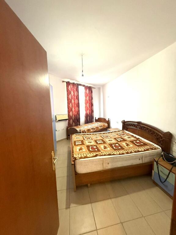 APARTAMENT ME QERA 1+1