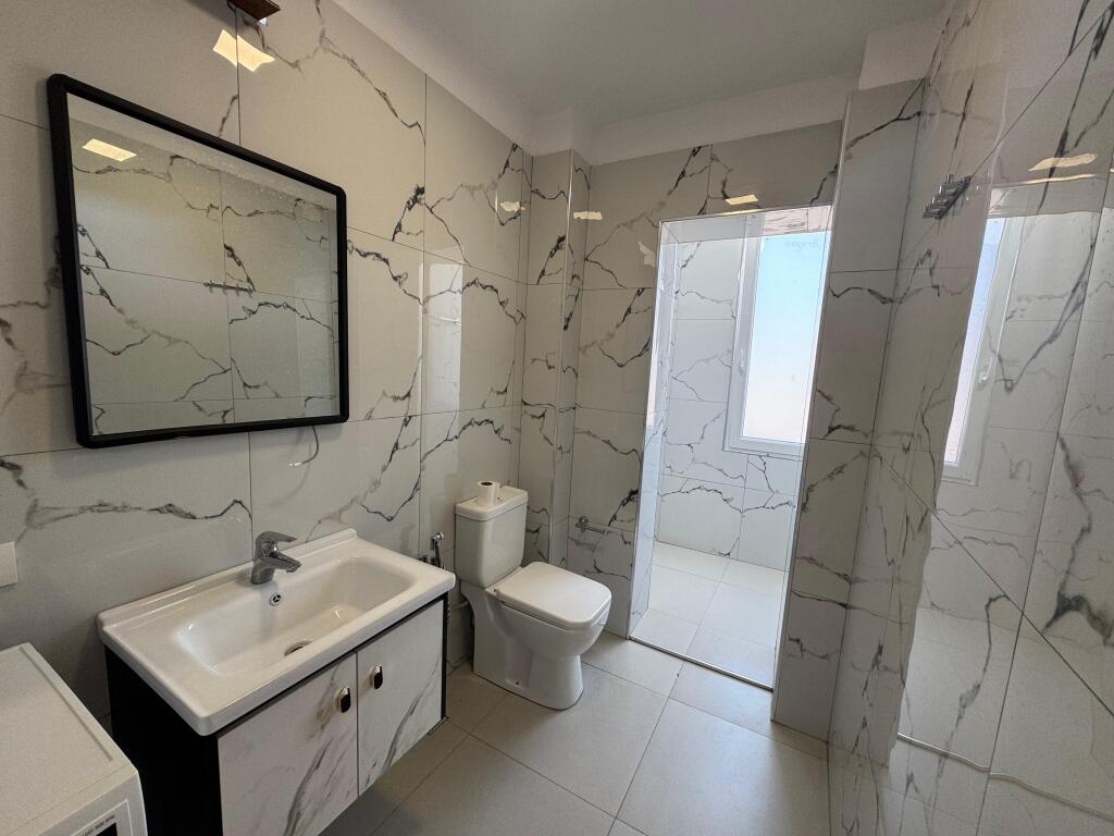 APARTAMENT 2+1 PER QIRA, MYSLYM SHYR!