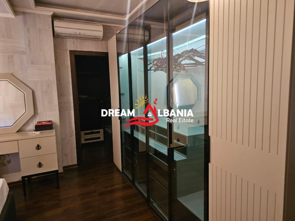 Apartament modern 2+1+2 tualete me qira ne zonen e Bllokut ne Tirane (ID 42215310)