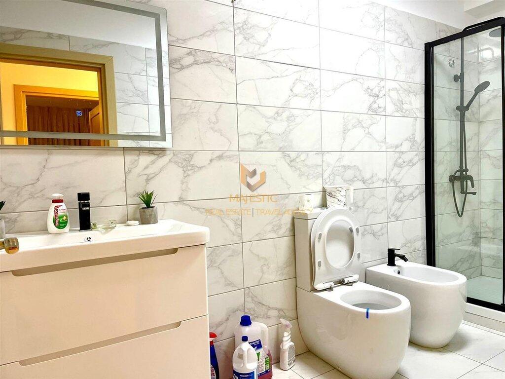 Apartament 2+1+2+depo+parkim me qira në Kopshtin Botanik tek kompleksi Fratari, Tiranë - 140 m²
