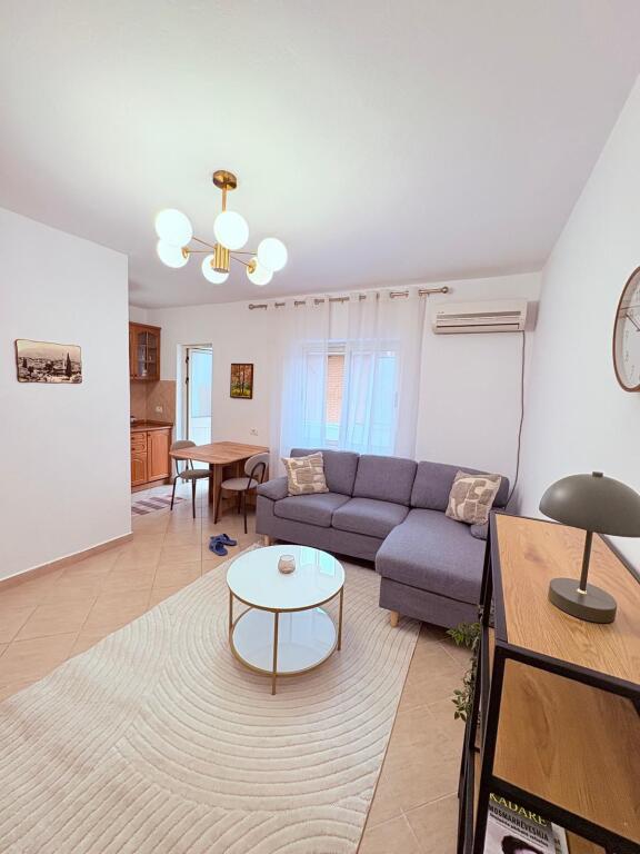 Apartament 1+1 me qera Ura e Tabakeve