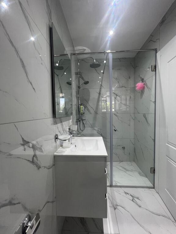APARTMENT FOR RENT 2+1+2 BALCONIES "LOCATED NEAR CONAD, KOSOVAREVE STREET".