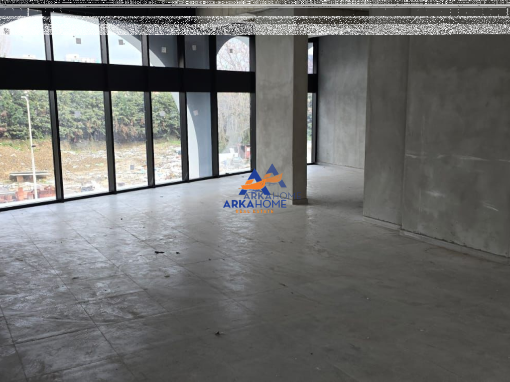 JEPET ME QERA NJESI BIZNESI 127M2 TE "RIVER RESIDENCE ASTIR".