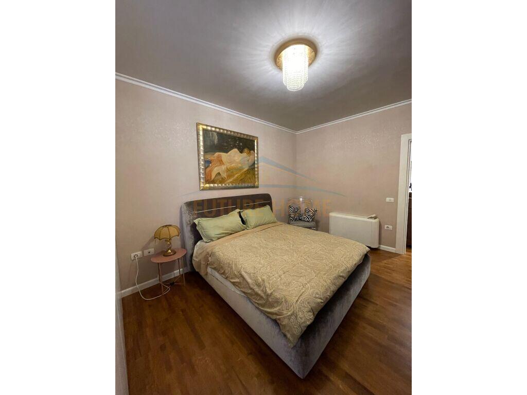 Shitet Apartament 2+1+2, Liqeni i Thate