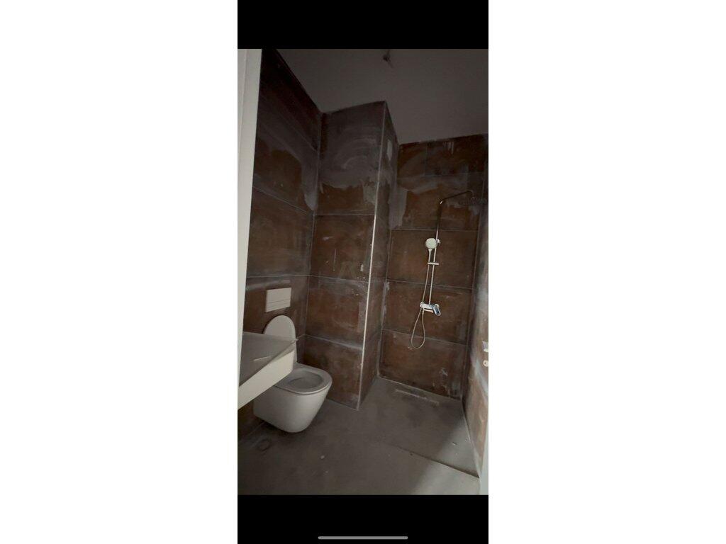 Apartament 2+1 me qira tek Univers City