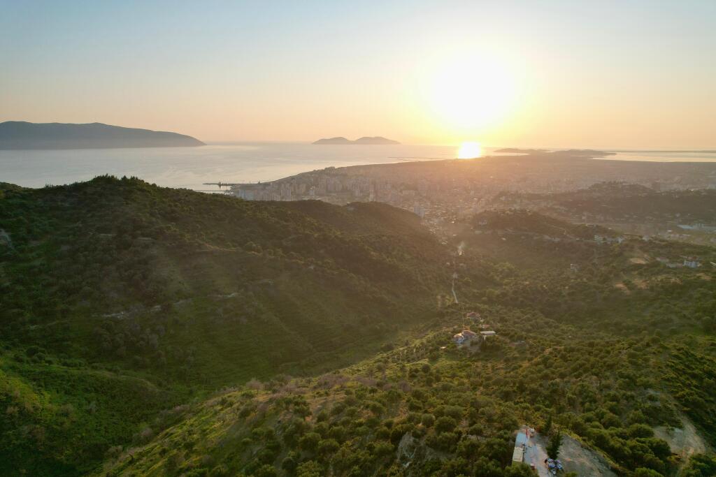 Apartament për Shitje në Kaninë