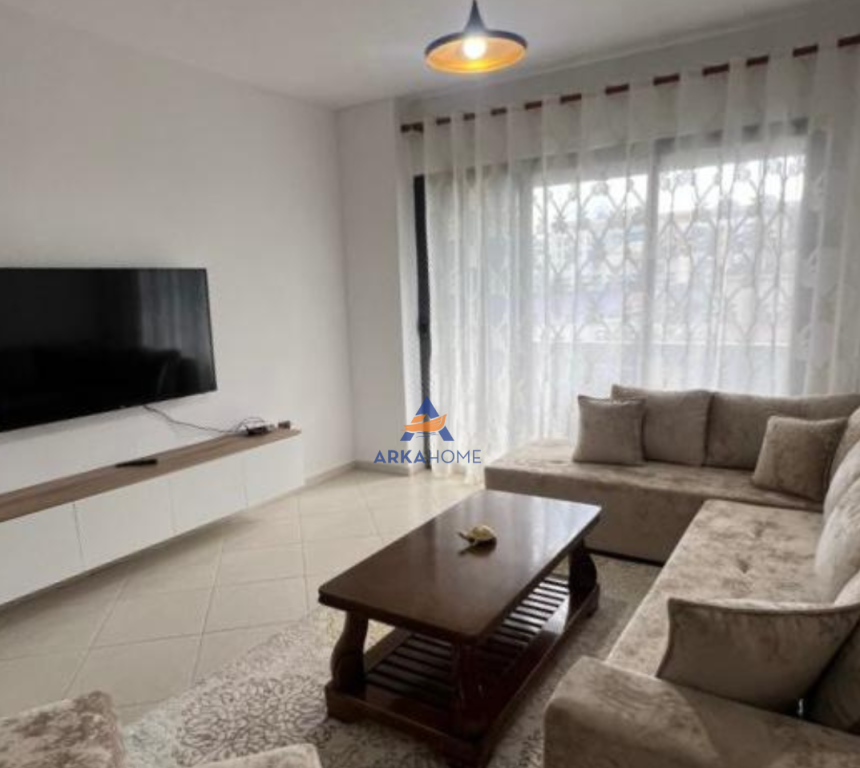 JEPET APARTAMENT 90M2 ME QERA, RRUGA LONI LIGORI, UNAZA E RE.