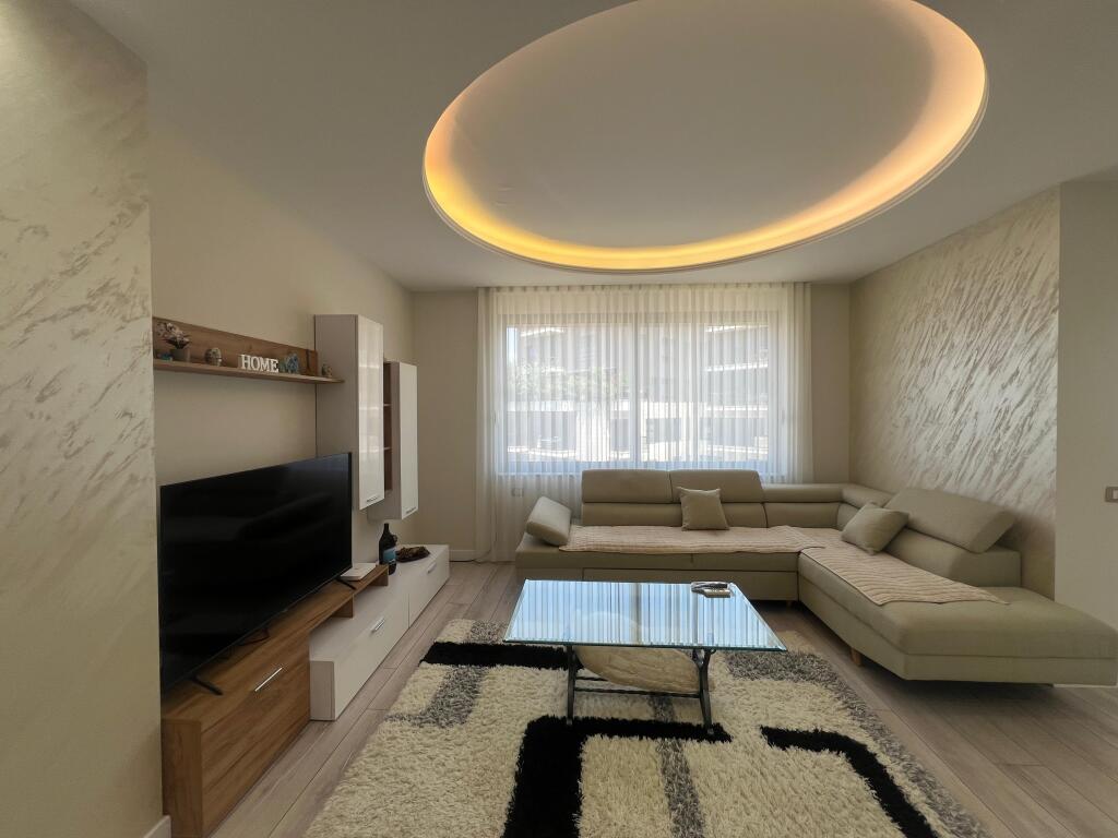 Apartament 1+1 tek rruga Kosovareve