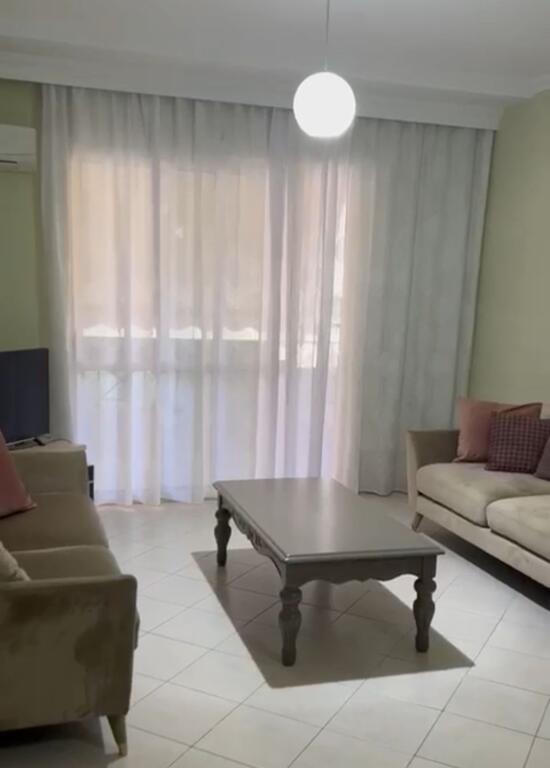2+1 apartment for rent at Komuna e Parisit