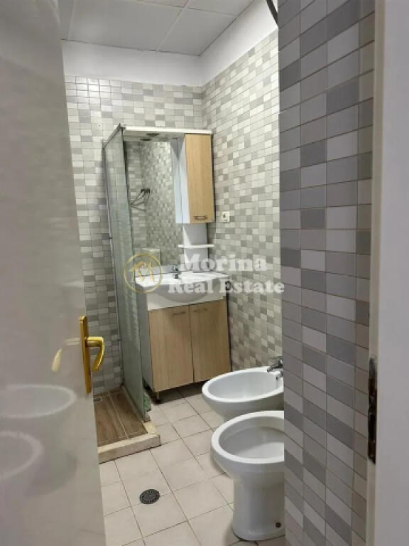 Qera, Apartament 2+1 + parkim, Rruga Durresit