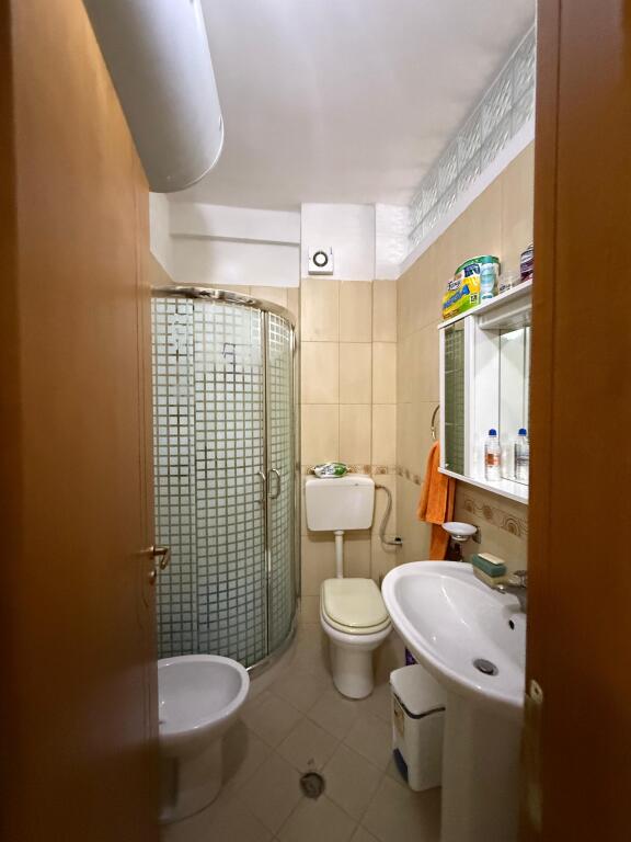 Shitet Apartament 1+1 në Vlorë – Rruga e Çipajve