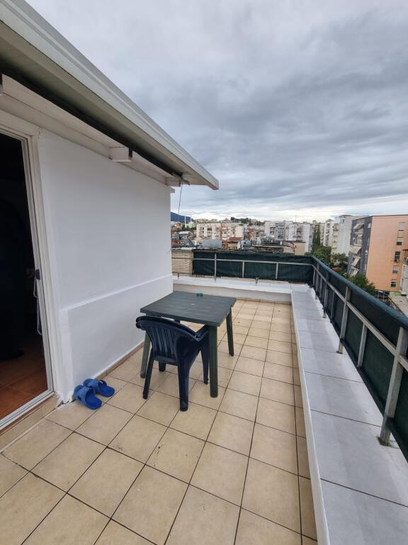 Apartament 2+1 me qira tek Ali Demi!