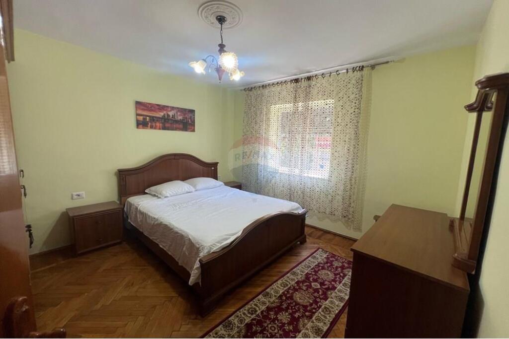 APARTAMENT 1+1 PER QERA TEK AMBASADA AMERIKANE..