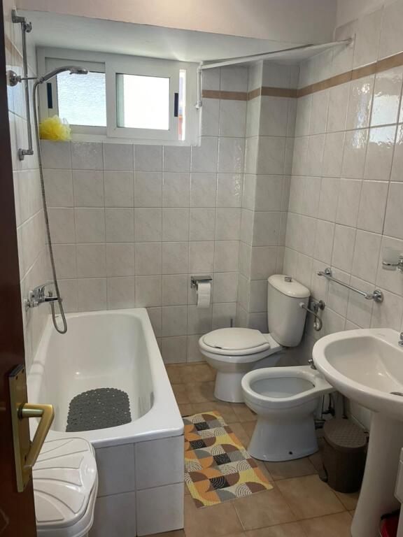 Apartament 2+1 për qira në Bllok