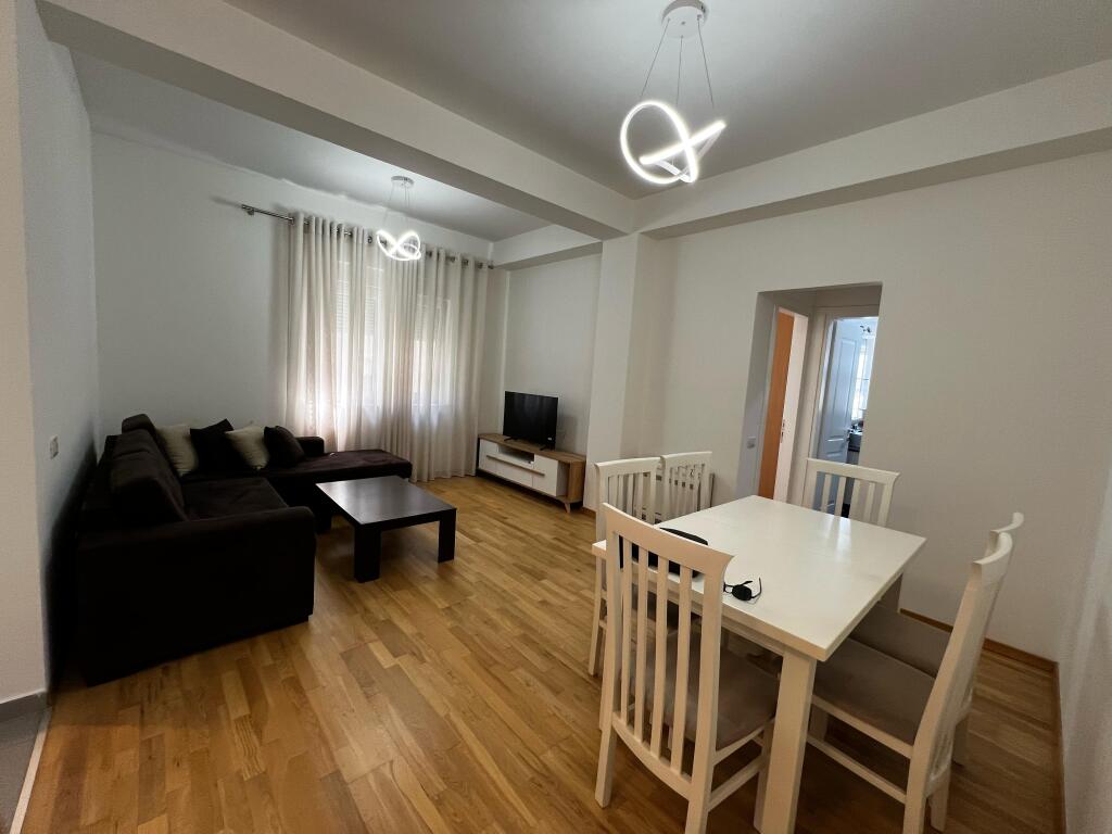 Jepet me Qera Apartament 1+1 65m2 tek rezidenca Touch of the Sun SAUK