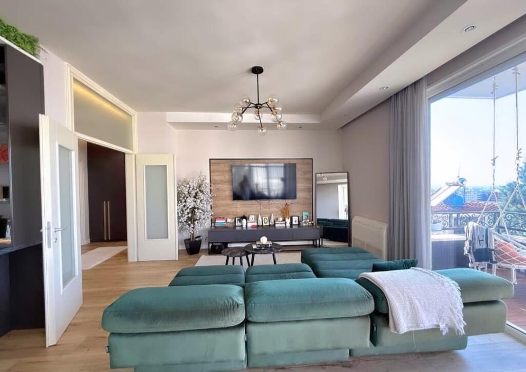Kopshti Botanik shesim super apartament 2+1+2 tualete