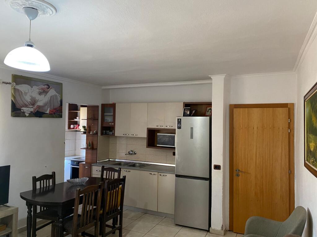 Appartamento 1+1 in vendita ad Ali Demi