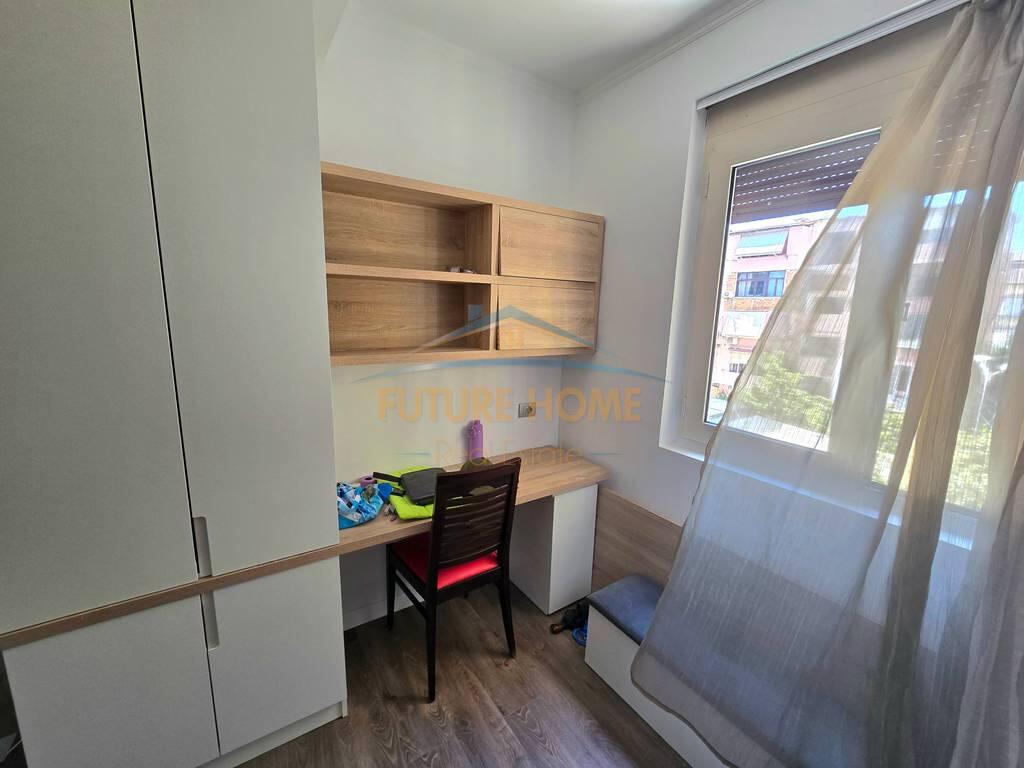 Affitto, Appartamento 2+1, Comune di Parigi, Tirana