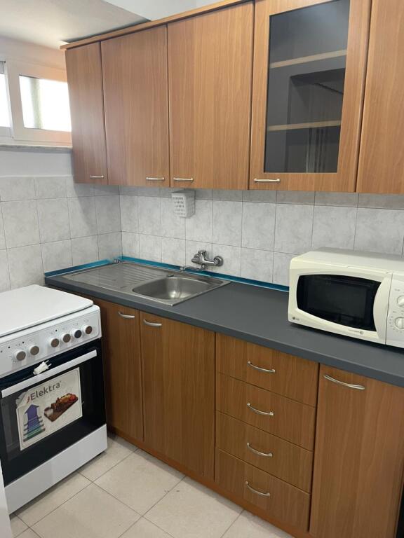 Apartament 2+1 për qira në Bllok