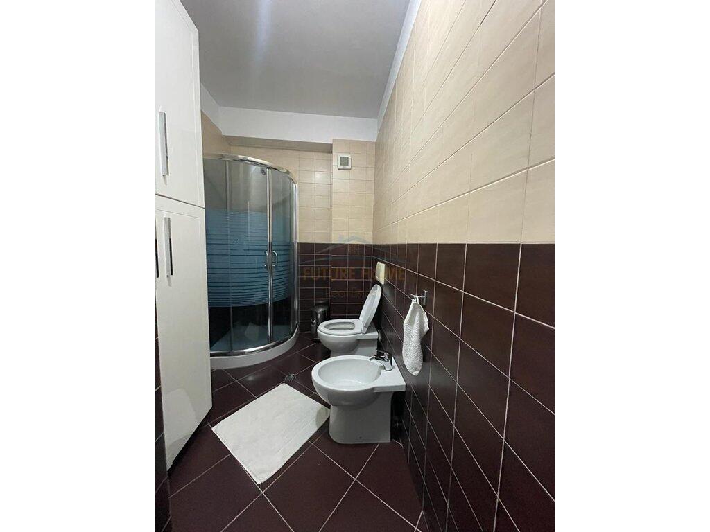Qera, Apartament 1+1, Bulevardi Zogu i Parë, Tiranë