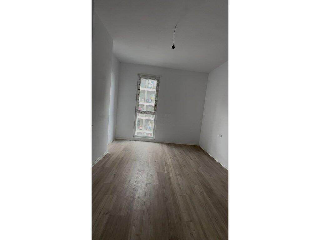 Apartament 2+1 me qira tek Univers City