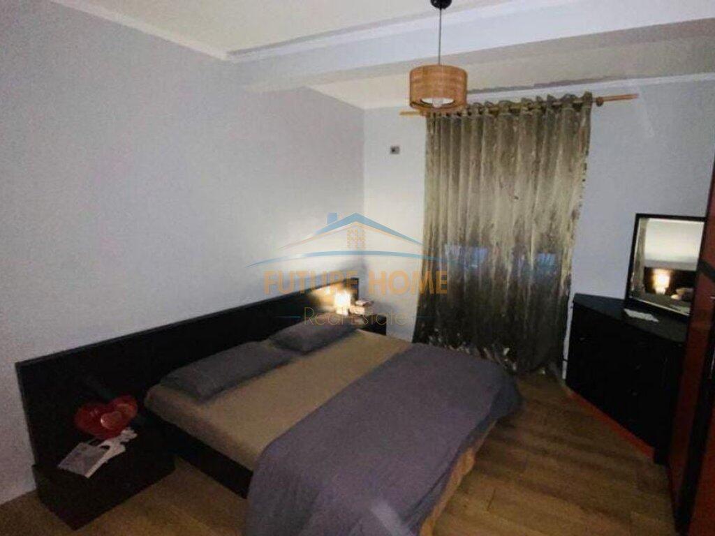 Qera, Apartament 2+1, Komuna e Parisit, Tiranë