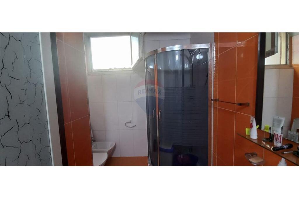 Apartament 2+1 për qera në Vasil Shanto!