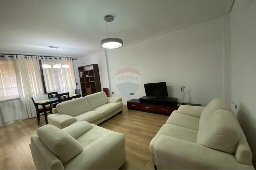 Apartament 2+1 për qera në Vasil Shanto!