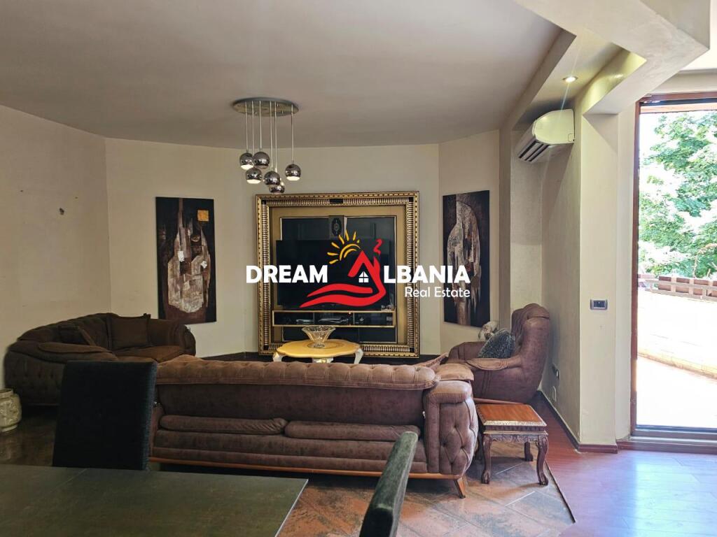 Apartament modern 2+1+2 tualete me qira ne zonen e Bllokut ne Tirane (ID 42215310)