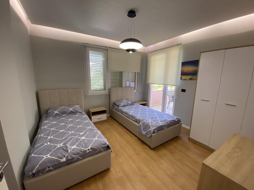 Qera, Apartament 2+1, Kopshti Botanik