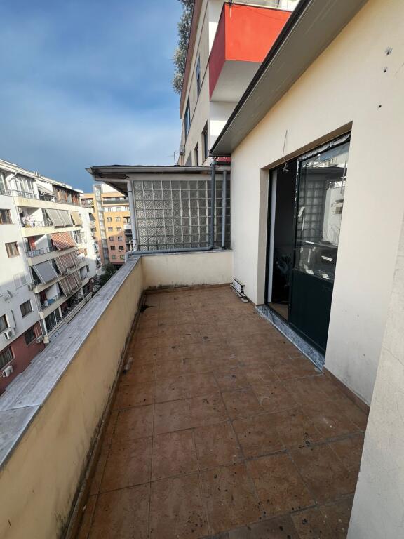 Apartament 2+1 për qira në Astir.