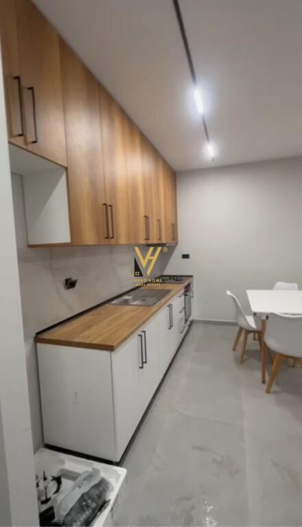 APARTAMENT 1+1+BLK ME QERA TE SHKOLLA E BASHKUAR