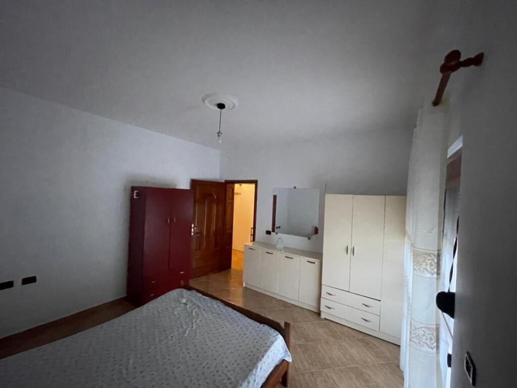 APPARTAMENTO 1+1. VILAT GJERMANE