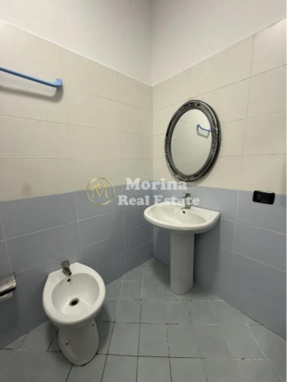 Qera Apartament 1+1, "Astir Vila L" me post parkimi