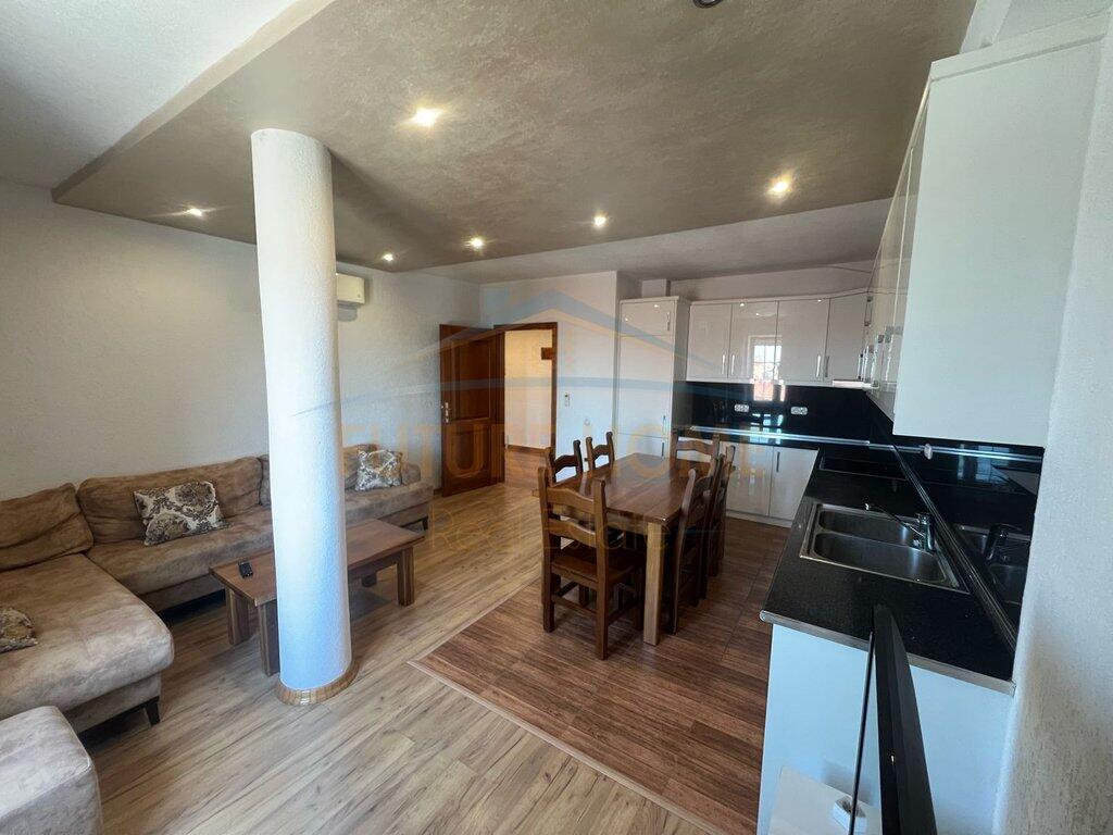 Qera, Apartament 2+1, 5 Maji