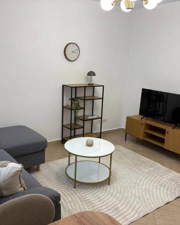 🏡 Apartament 1+1 me Qira te Shkolla e Baletit! 🏡