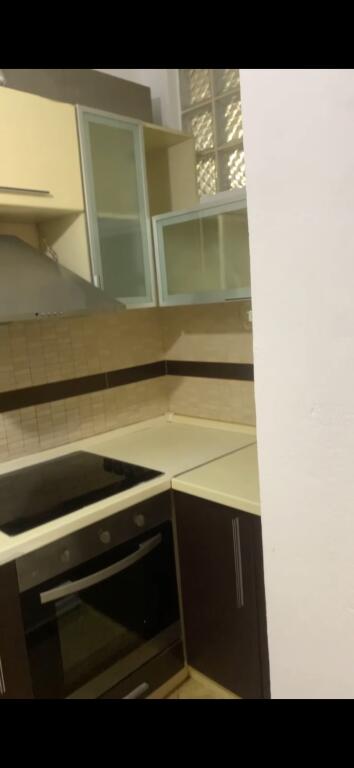 Apartament për qera tek Ali Visha në gjendje super