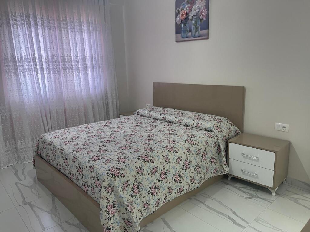 Apartament 2+1 me qira tek Fusha e Aviacionit