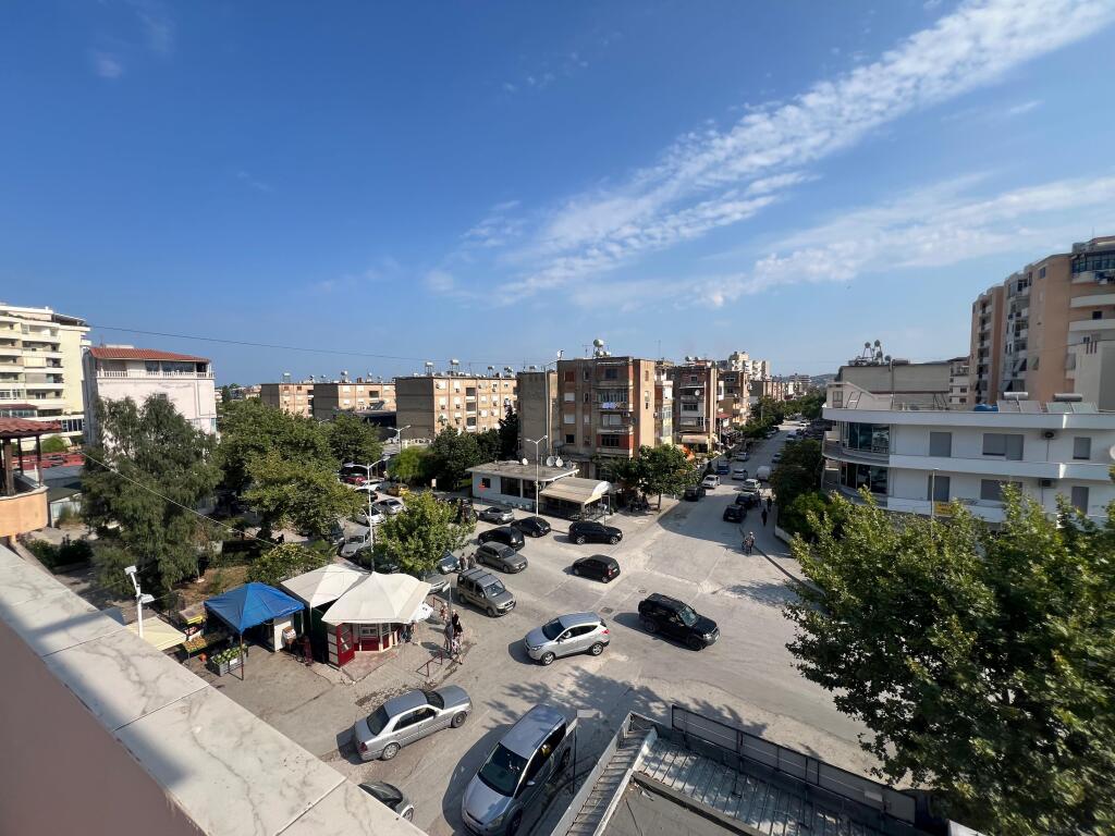 Apartament për Shitje në Pallat Ekzistues në Vlorë