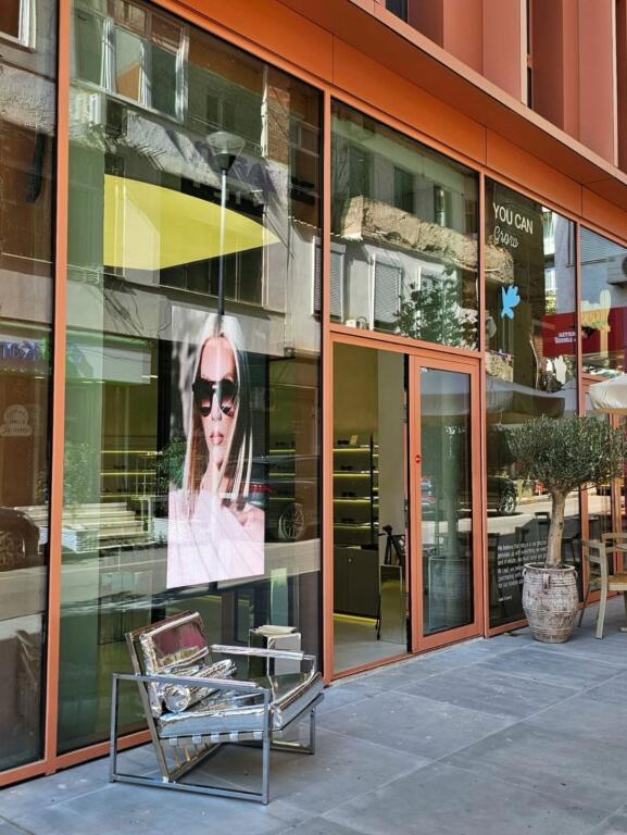 FOR SALE SHOP 35 M2 BLOCK