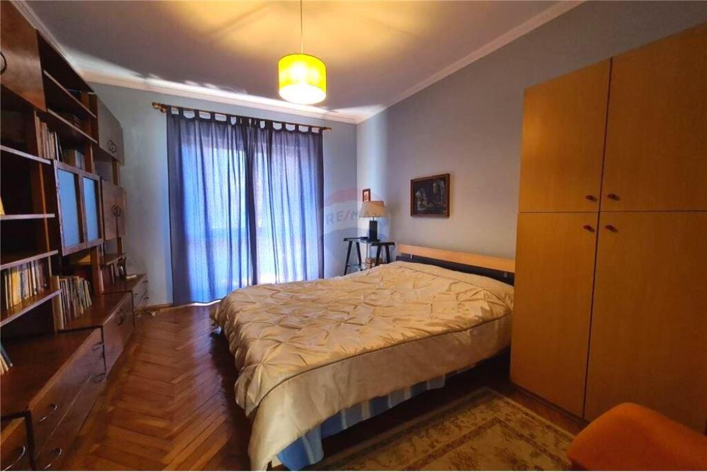 Apartament 2+1 me qira ne Qender!