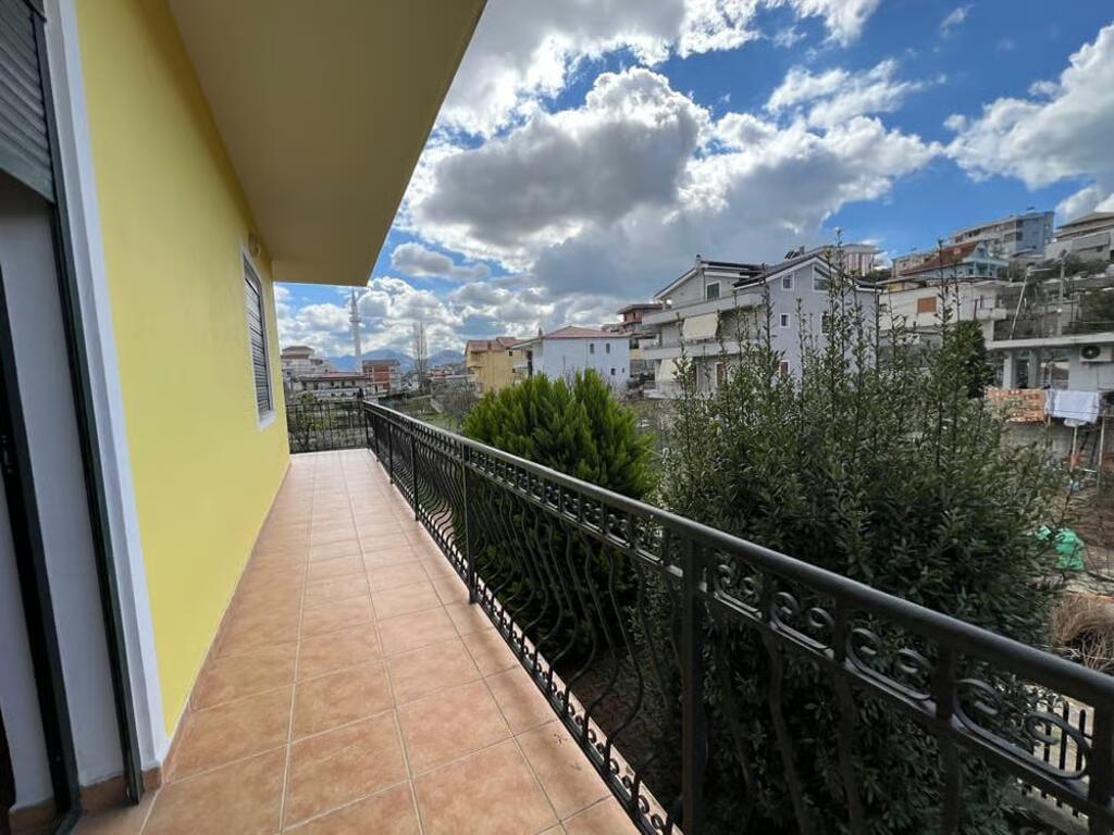 FOR RENT VILLA 450 M2 IN MJULL BATHORE