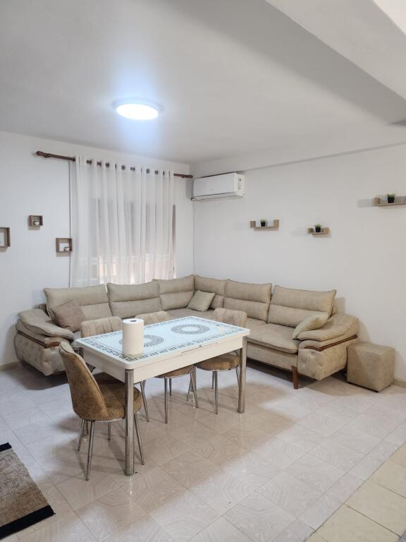JEPET ME QERA SUPER APARTAMENT 1+1 NE VOLLGA DURRES