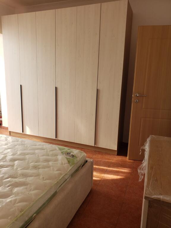 For rent 2+1 at Komuna e Parisit, kika 2