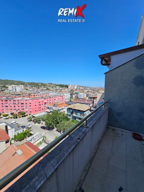 SHITET APARTAMENT 1+1 PRANE VALA PARK, STADIUMI - DURRES