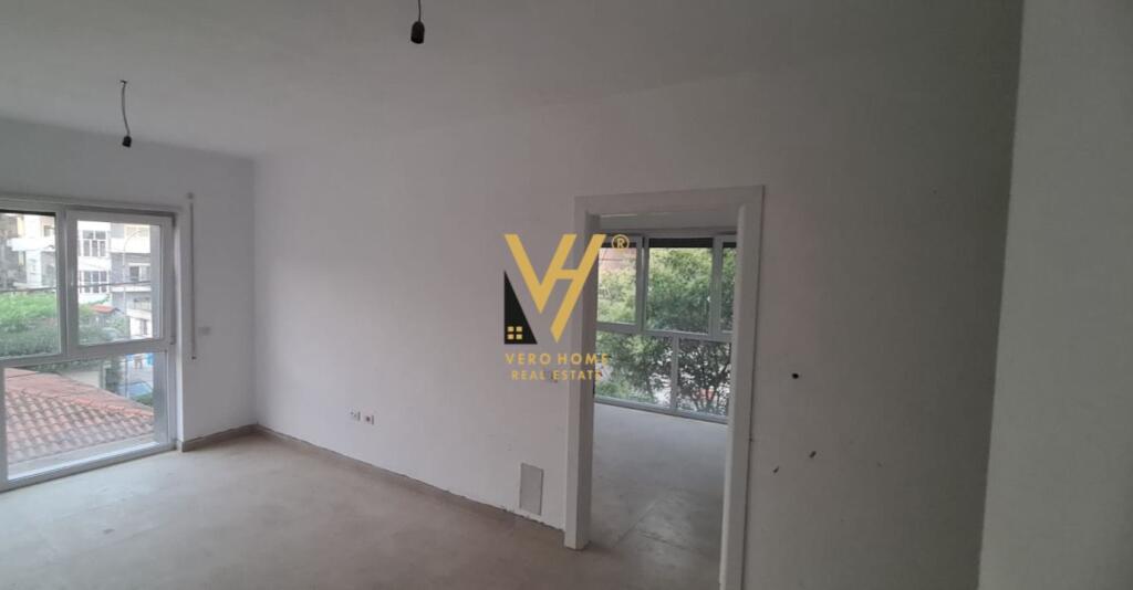 OFFICE FOR RENT 57 M2 NEW UNFURNISHED