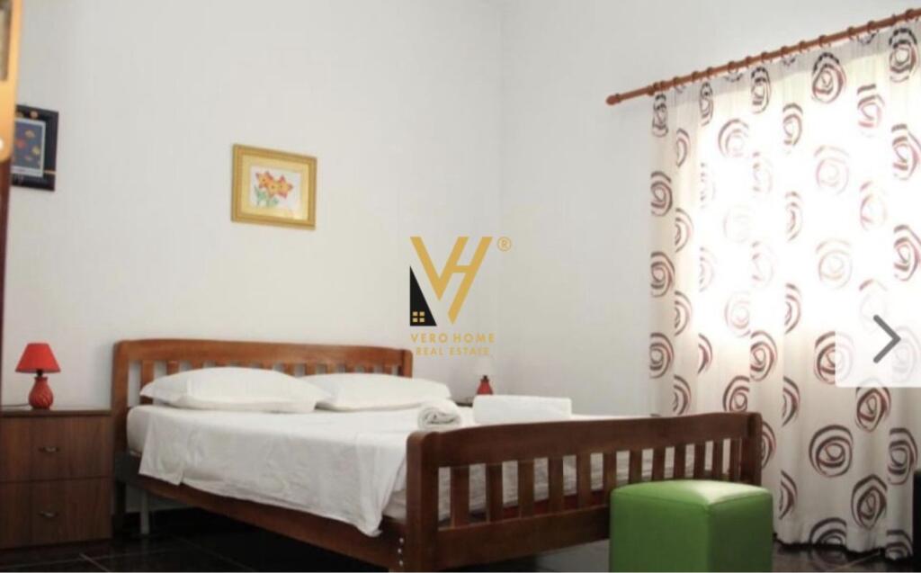 FOR SALE 5-STOREY HOTEL AND PRIVATE HOUSE ON ELBASAN STREET.
