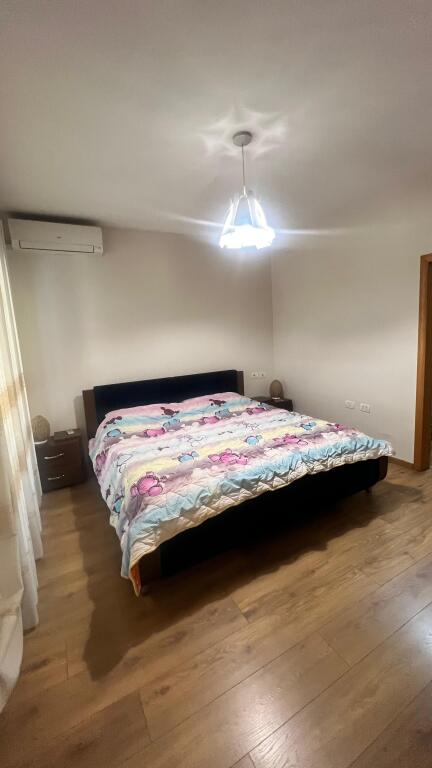APARTAMENT 2+1+GARDEROBE - PËRBALLË KOMPLEKSIT DELIJORGJI