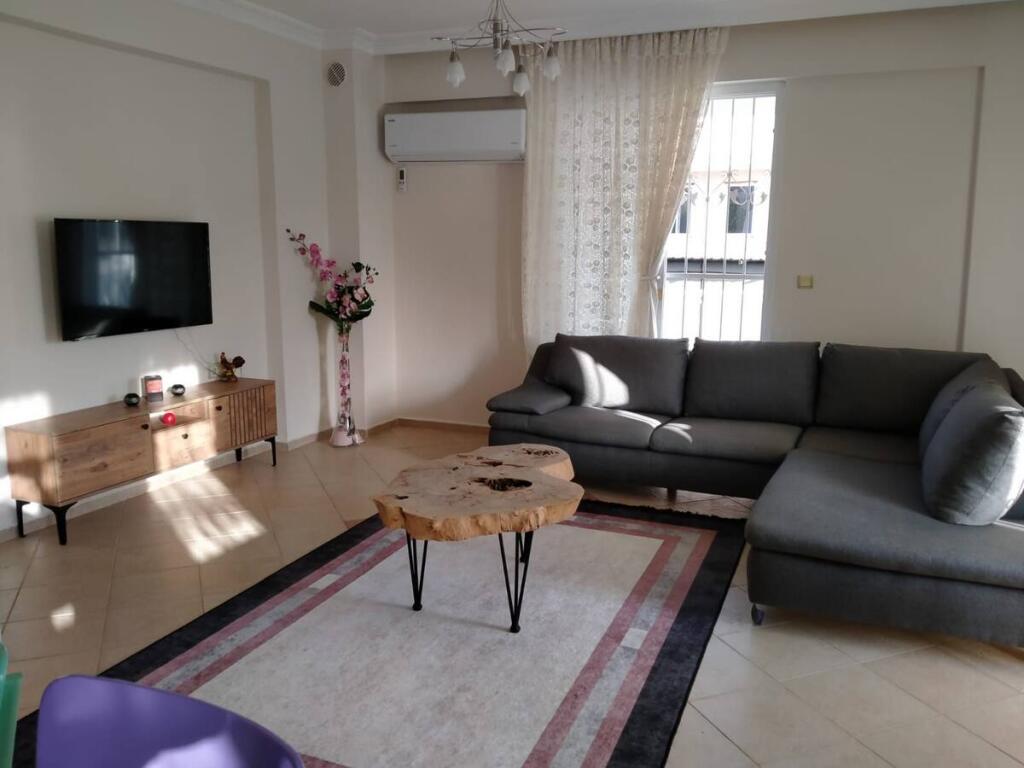 Apartament Me Qera 2+1 tek Selvia (ID B220574) Tirane.